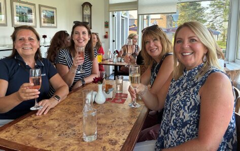 Prosecco, Pitch & Putt – Bonnyton Golf Club (photo 2)